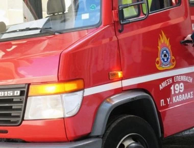 Φωτιά σε διαμέρισμα στη Δάφνη
